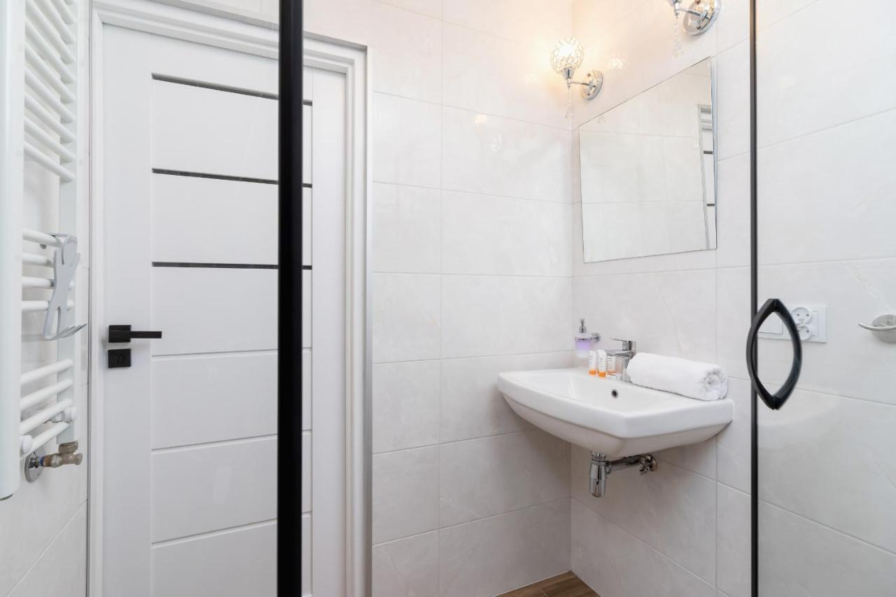 Grota Roweckiego Ruczaj Cracow By Renters Apartment Krakow